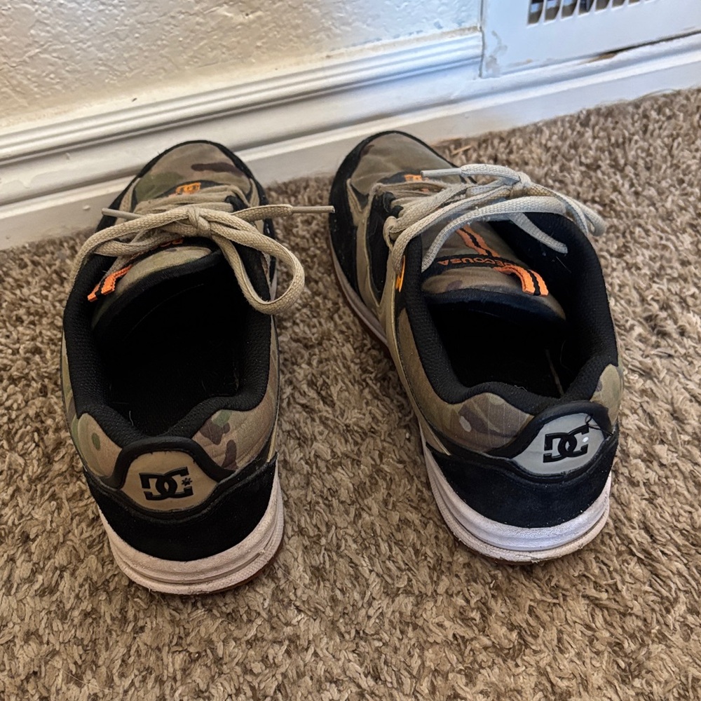 DC  Sneakers in Camouflage and Black